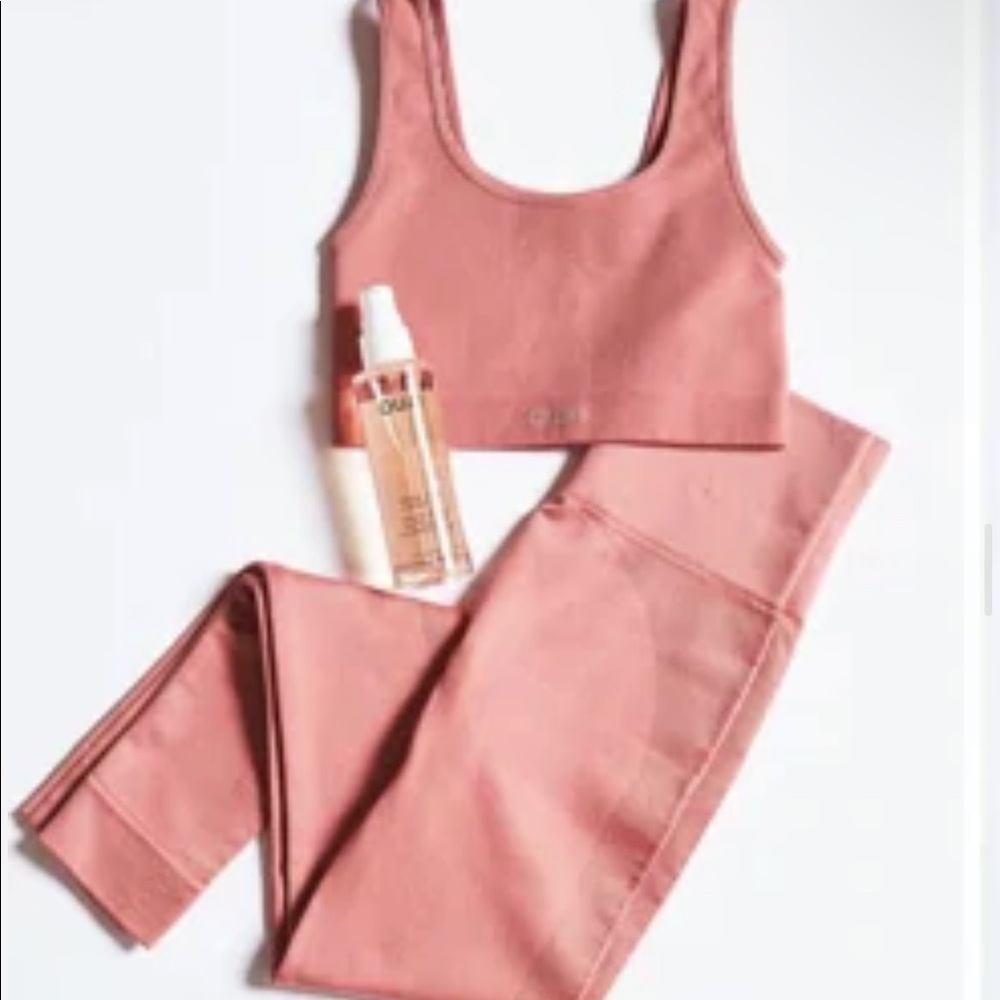 Set Active x Ouai Workout Set